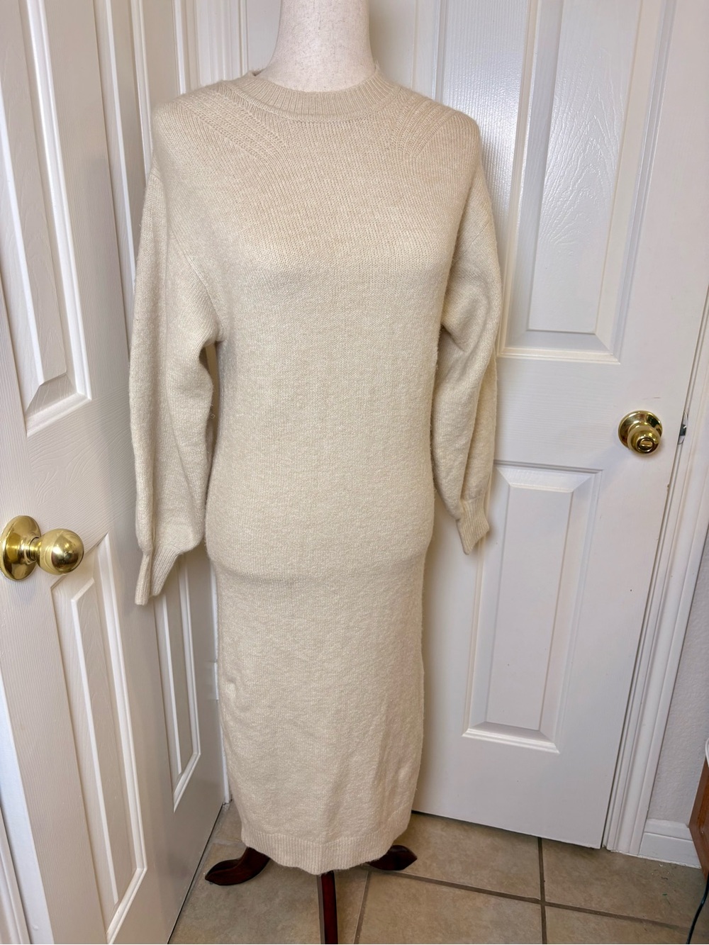 ASOS Design Cream White Midi Knit Sweater Dress Cozy Minimalist Size 2 - Picture 2 of 8